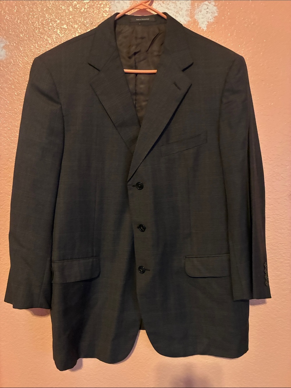 Men's Charcoal Three-Button Suit Jacket - Troffo